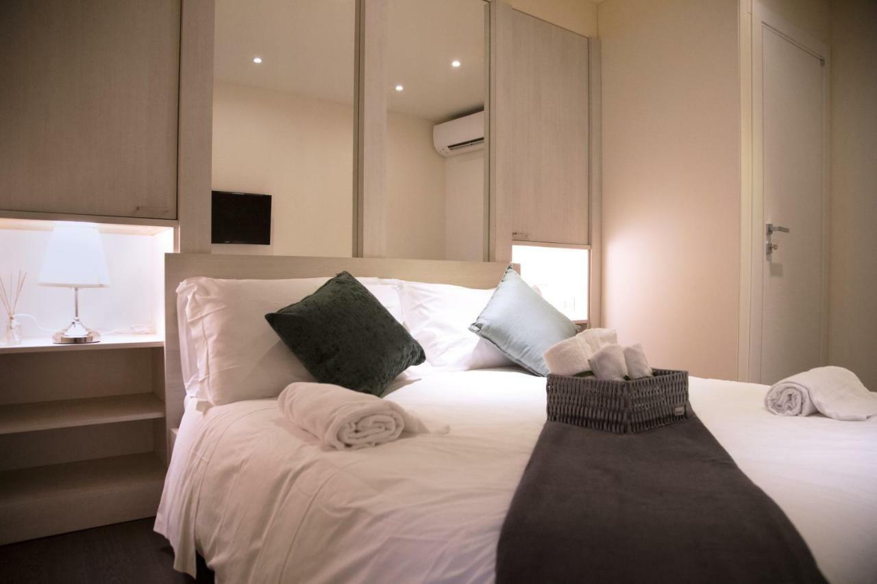 H-Aviva Giubbonari Apartment Roma Ngoại thất bức ảnh
